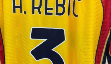 Rebic has chosen #3 as his kit number
