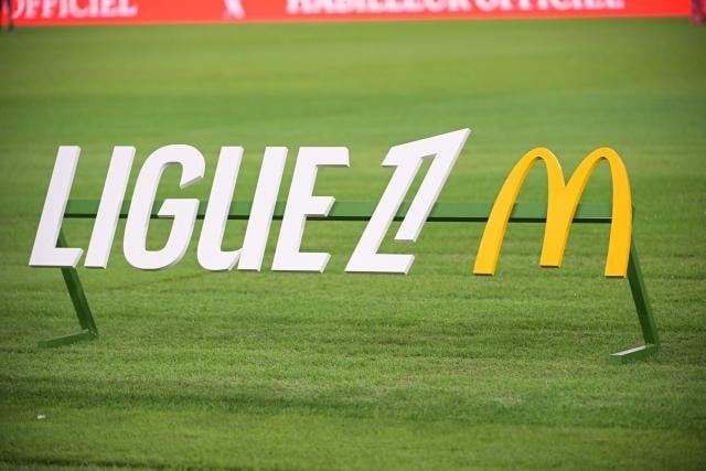 11€80 pour voir toute la L1 au Royaume-Unis et en Irlande.