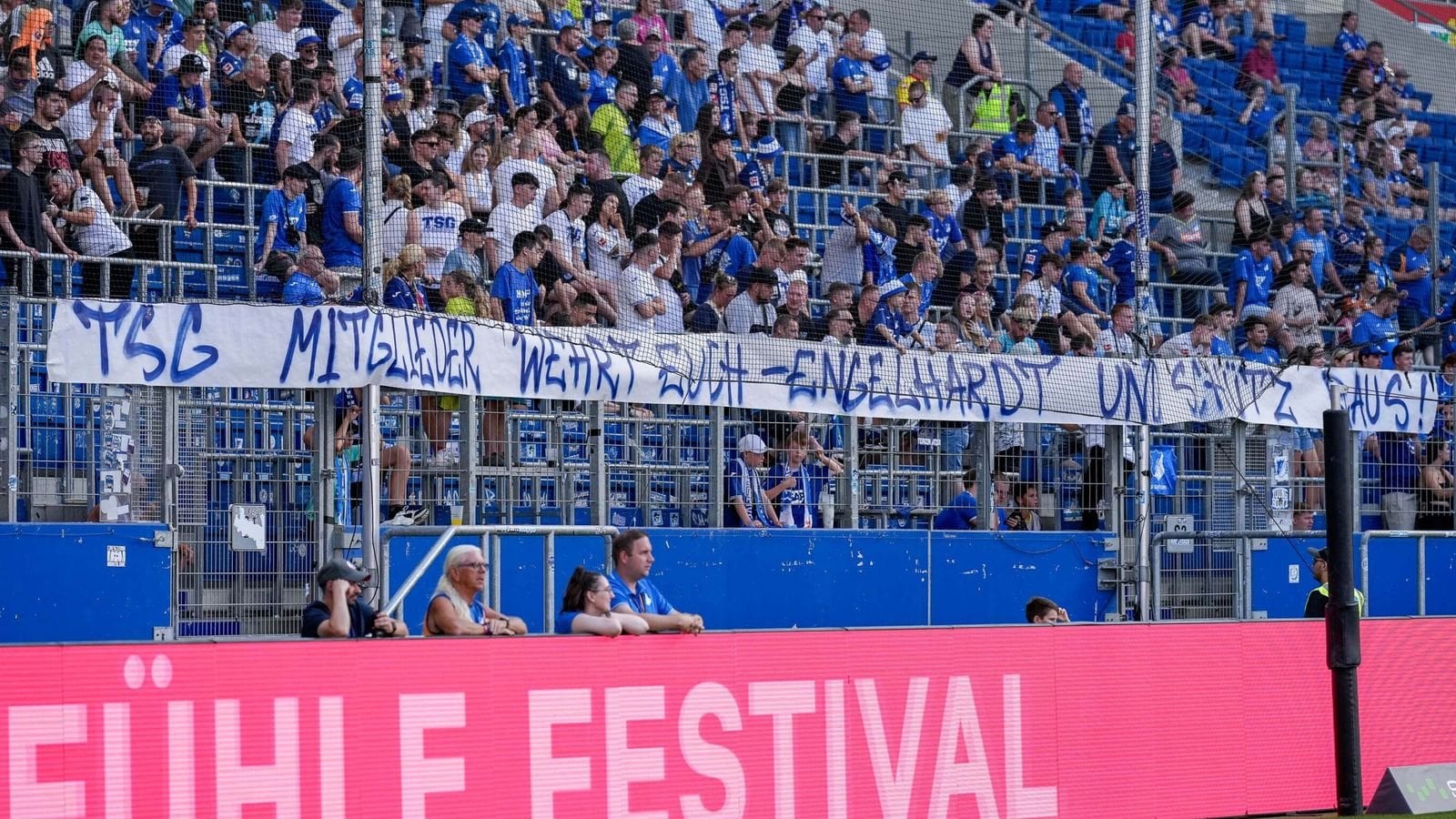TSG befürchtet Spielabbruch beim Bundesliga-Auftakt: Streit zwischen Hoffenheim und Fangruppierungen droht zu eskalieren