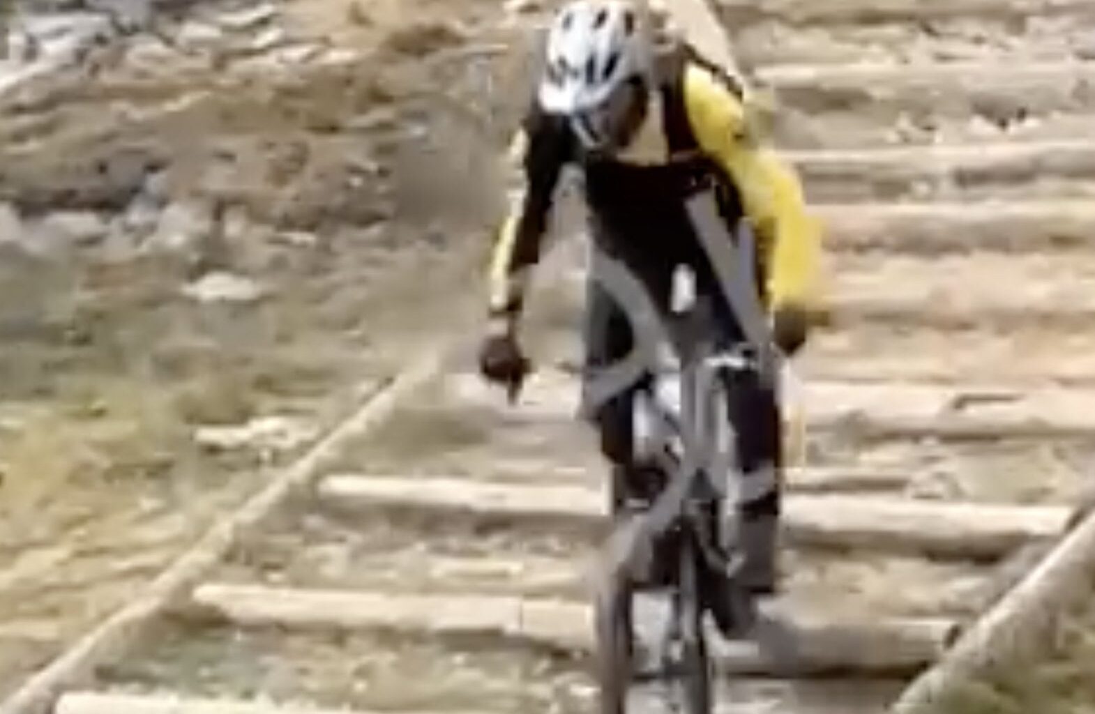 Pedro Sánchez i Begoña Gómez han estat fent bicicleta de muntanya a Soldeu