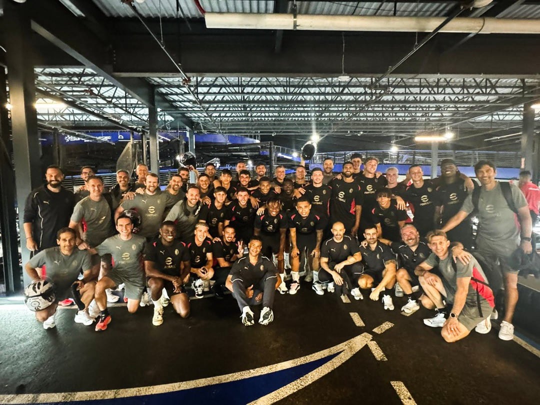 AC Milan players and staff at a karting event in USA. 🏁 Winner: Alexis Saelemaekers 🏆
