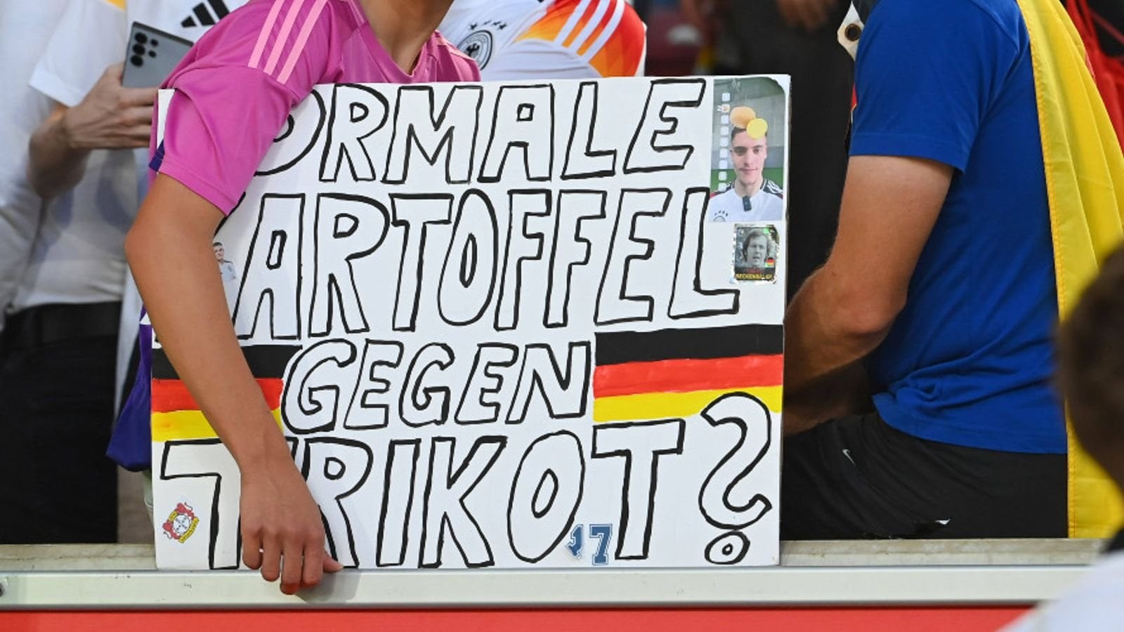 Wirtz hat genug von Kartoffel-Meme: "Ich bereue das nicht. Ich stehe dazu und mag trotzdem gerne Kartoffeln. Aber wenn ich die ganze Zeit von links und rechts damit zugerufen werde, versuche ich, das zu ignorieren. Weil irgendwann ist man dann auch an einem Punkt, wo es nicht mehr so witzig ist."