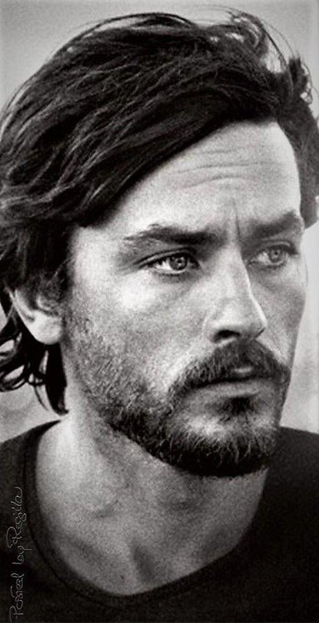 Alain Delon dies aged 88