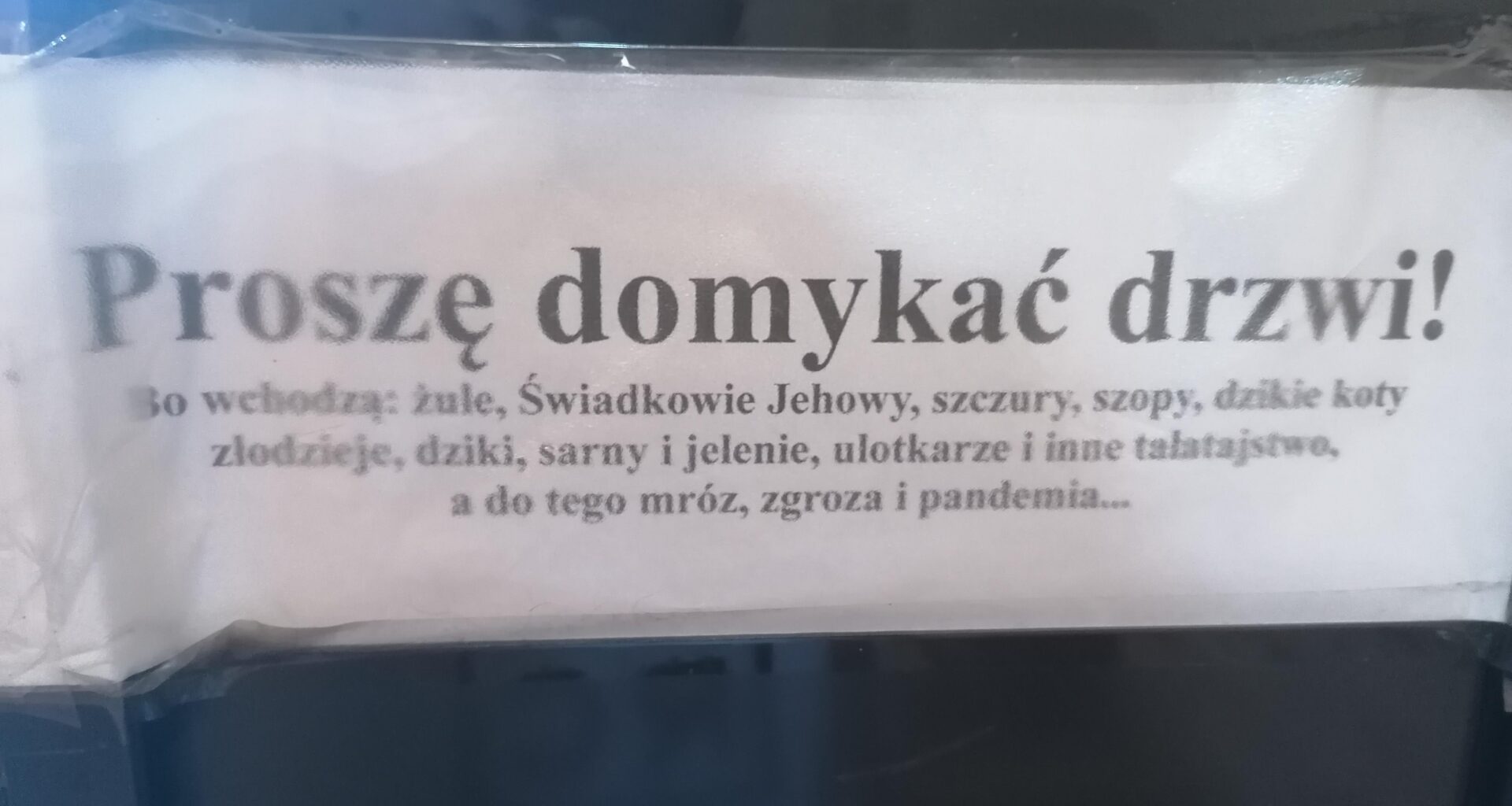 Z życia kuriera dostarczyciela, klatek schodowych zwiedzacza