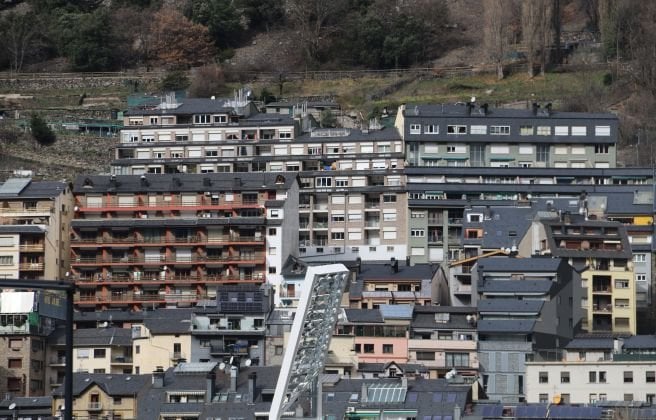 Els economistes alerten que 'en tres anys no s'haurà resolt el problema de l'habitatge'