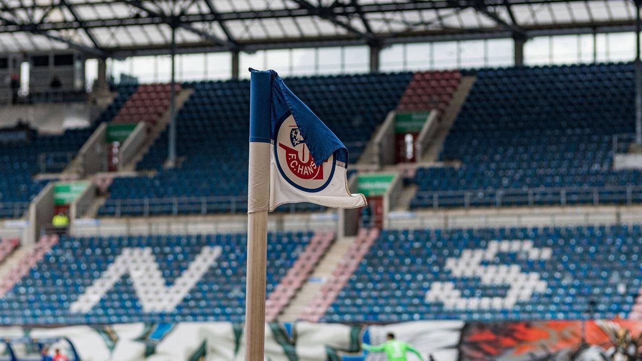Wegen Fan-Krawallen: Hauptsponsor "28 Black" will bei Hansa Rostock aussteigen - Rechtsstreit droht