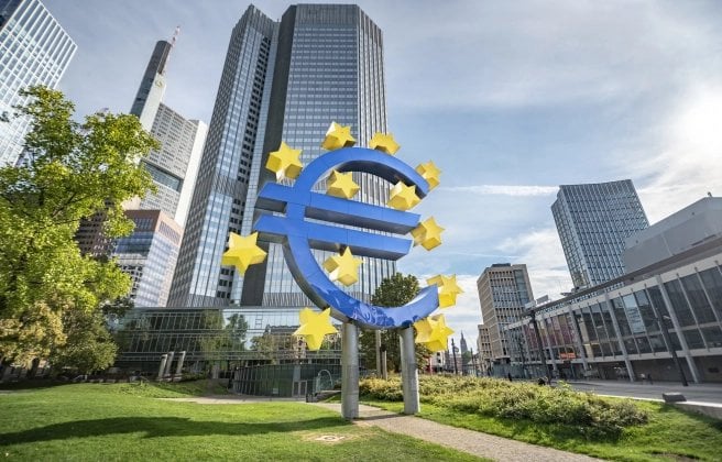 La banca andorrana gestiona en territori UE gairebé el doble de dipòsits dels que té al país