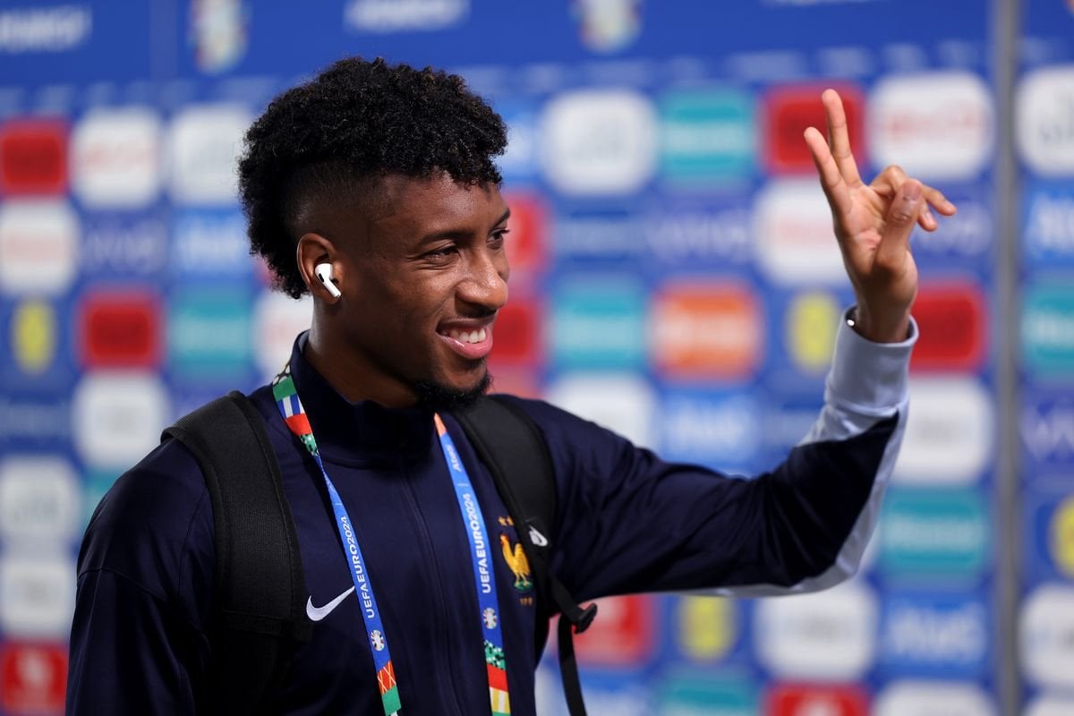 In addition to PSG and Barcelona, City are also interested in Coman and have been monitoring his situation for some time. There are no concrete negotiations yet, but City are only interested in a loan deal with an option to buy. The same goes for other clubs. Bayern are open to this
