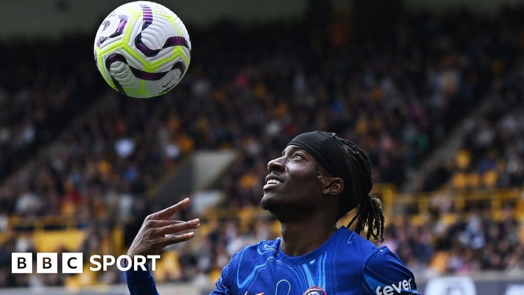 Noni Madueke: Chelsea winger apologises for insulting Wolverhampton in social media post