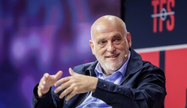 [O Jogo] Javier Tebas, presidente da La Liga na Thinking Football Summit: "A pirataria aumentou. Em Portugal, uma em cada duas pessoas vê futebol de forma ilegal"