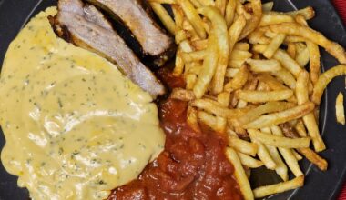 Spare ribs with air-fried chips