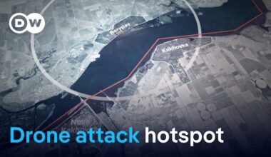 Residents, police in Ukraine town say Russia is using civilians for drone target practise| DW News