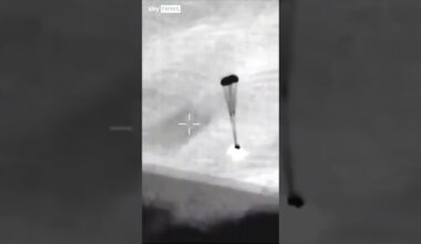 Faulty spacecraft returns with no crew