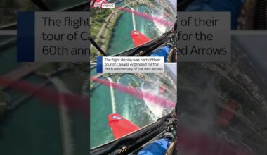 Dramatic video shows Red Arrows fly over Niagara Falls