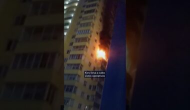 Drones ucranianos atacan las afueras de Moscú, causan un muerto, heridos y dejan edificios en llamas