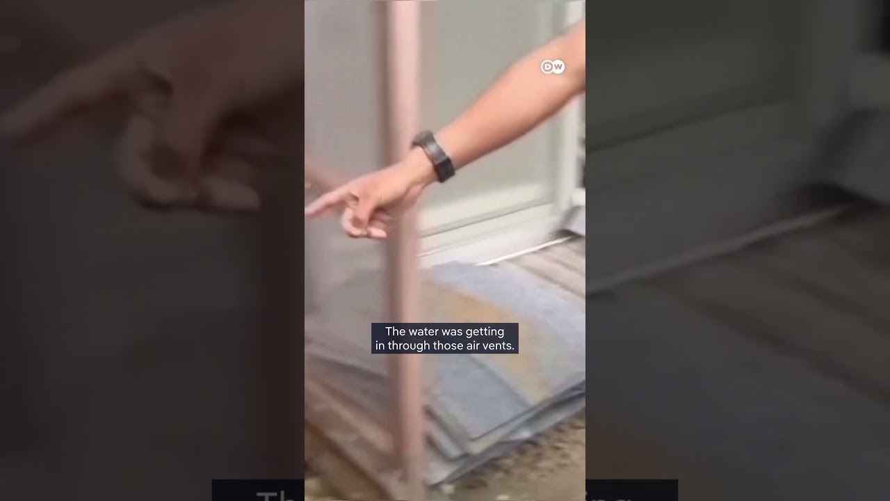 Deadly rain and landslides in Japan | DW News