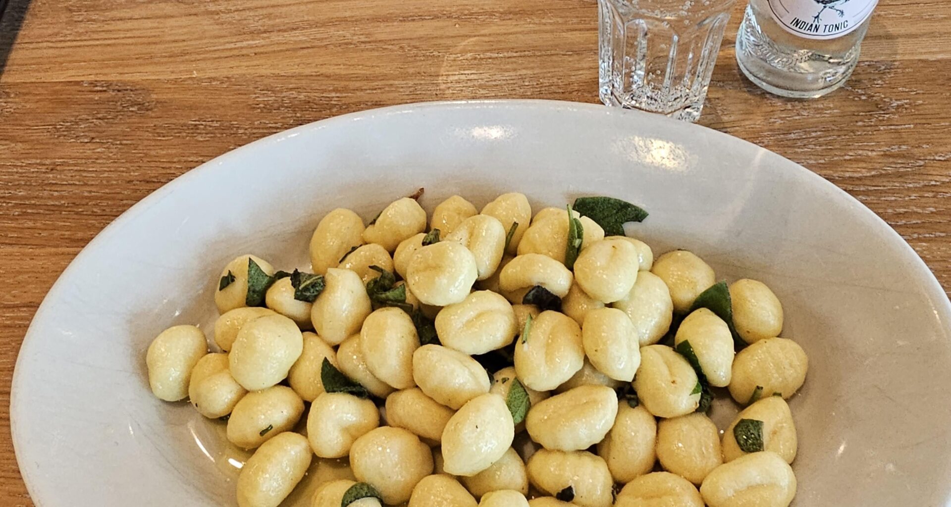Gnocchi al burro e salvia (Zürich)