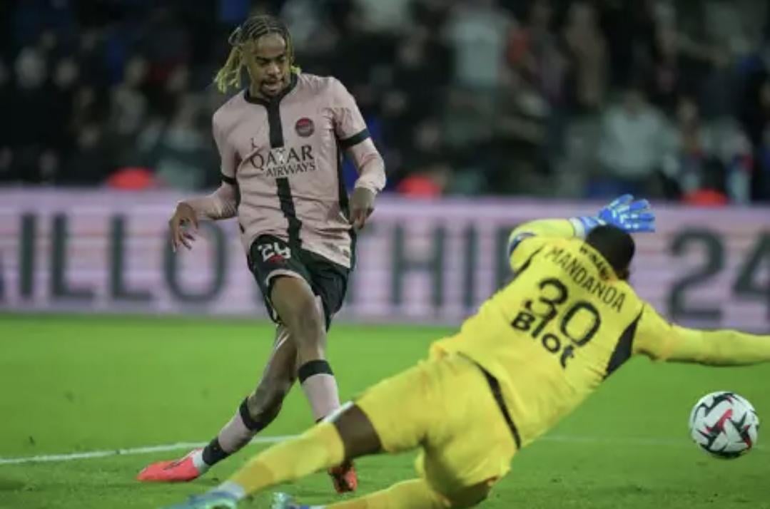 Barcola is the best winger in the world.