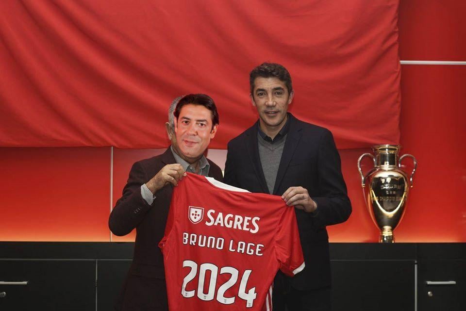 Até dá para poupar no fotógrafo.