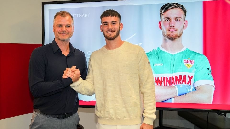 Offiziell: Dennis Seimen hat seinen Vertrag beim VfB bis 2029 verlängert