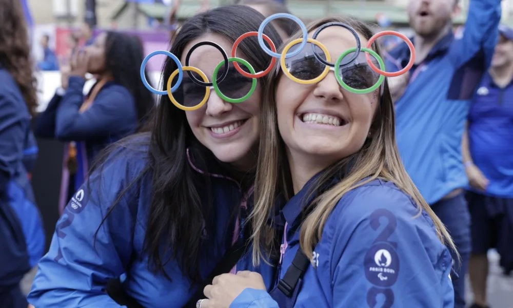 France Bids Farewell to Paris Olympics with Grand Parade and Star-Studded Concert