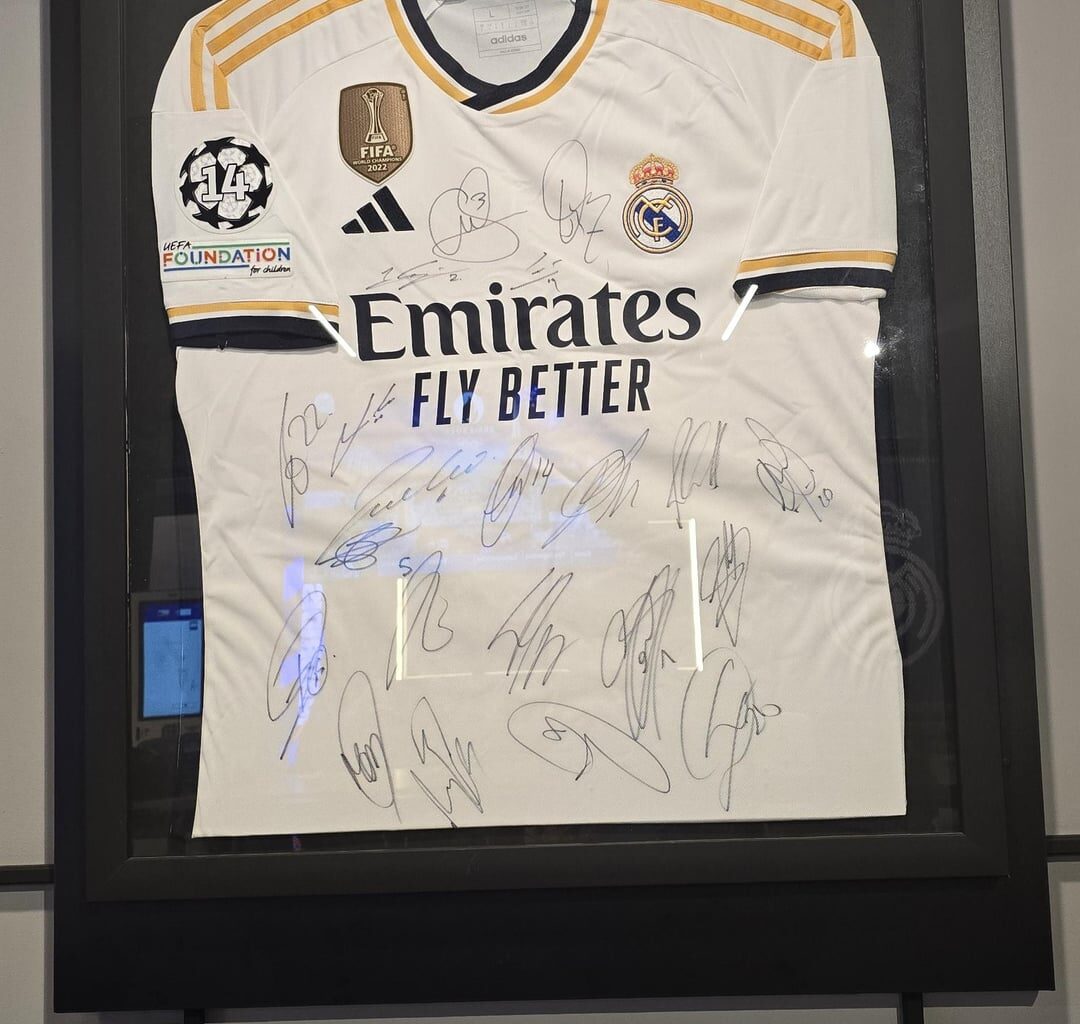 Some decorations of Real Madrid's UNO restaurant in Mexico City