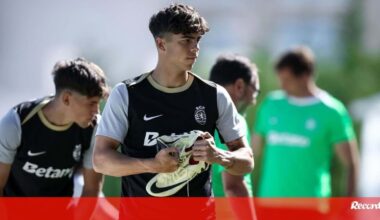 Moreira e Esgaio na porta de saída do Sporting