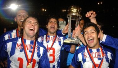 FIFA "tira e devolve" título a FC Porto. E também a Boca Juniors, Real Madrid e Bayern