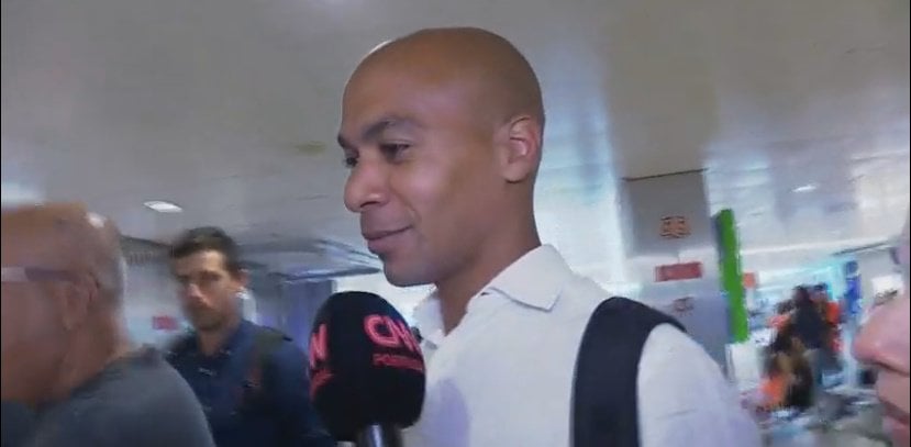 João Mário viajou esta manhã para a Turquia, onde deverá realizar os exames médicos e depois assinar pelo Beşiktaş JK.