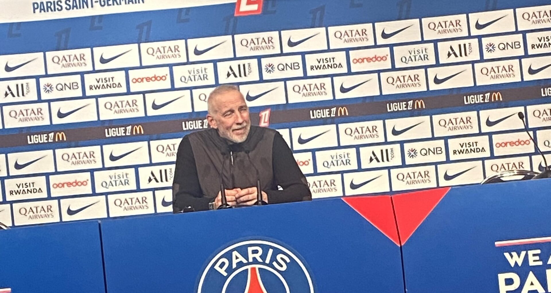 [Eric Roy/Coach of Stade Brestois] PSG is much stronger than last season. Everyone runs and everyone defends