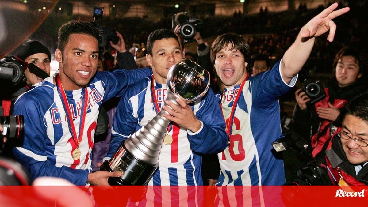 Lista da FIFA 'retira' título mundial de 2004 ao FC Porto