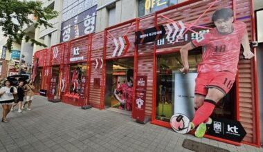 KT goes Lee Kang-in crazy with one-man fan zone in center of Seoul