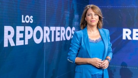 Canal Sur cesa al equipo de edición del programa Los Reporteros tras oponerse estos y estas a la censura de un reportaje sobre los 10 años del relevo en la corona española