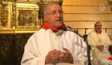 Vas a una iglesia y el cura da un sermón como éste. ¿Qué harías tú?