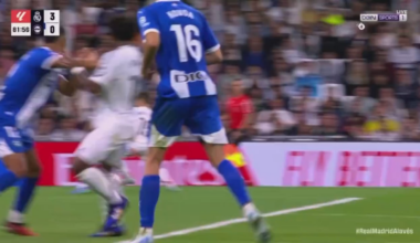 Endrick kicks an Alaves player without the ball in sight (yellow card) 83’