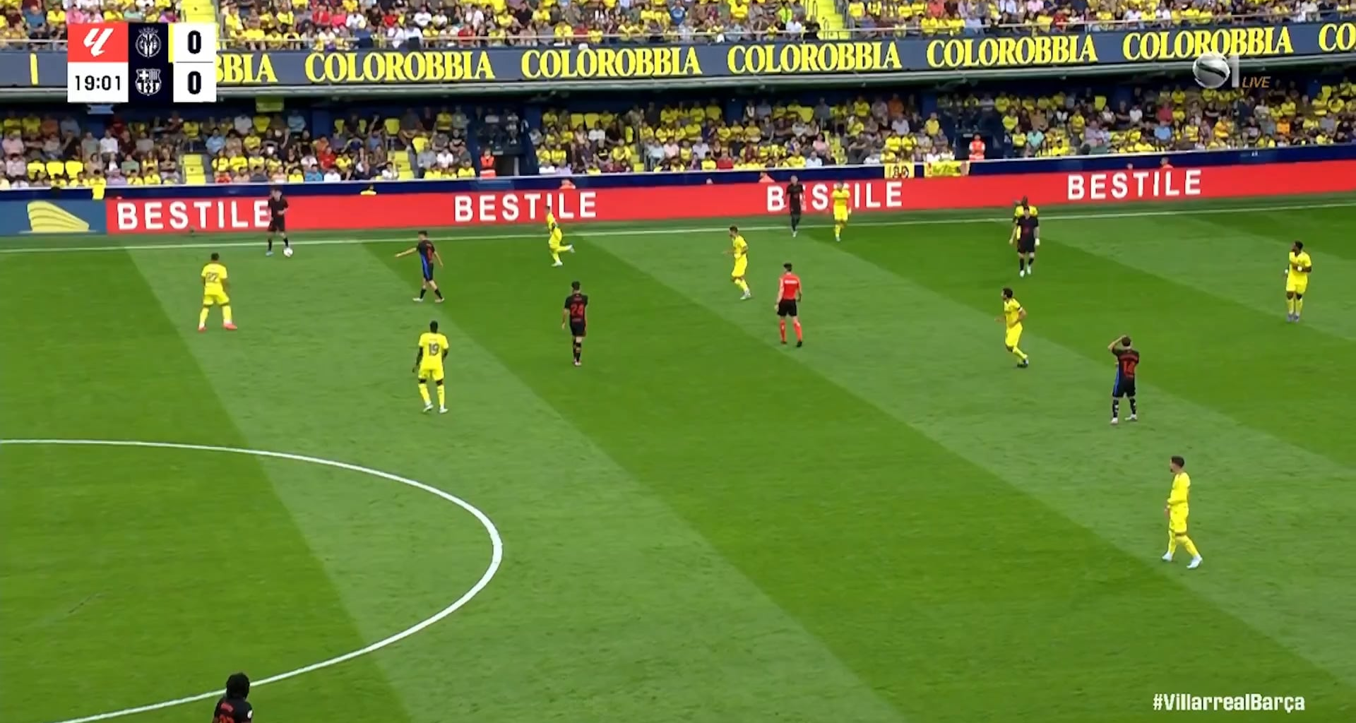 Lewandowski's second goal today! Nice pass from Pablo Torre