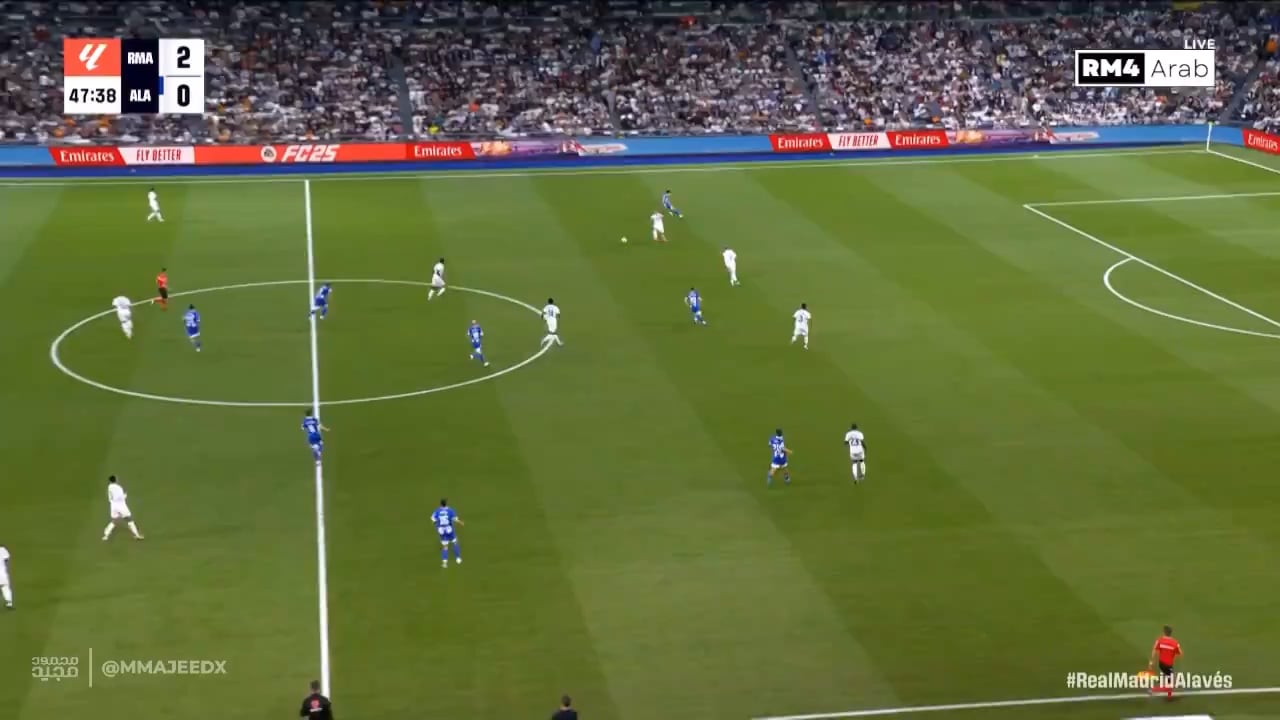 Rodrygo solo goal 3-0