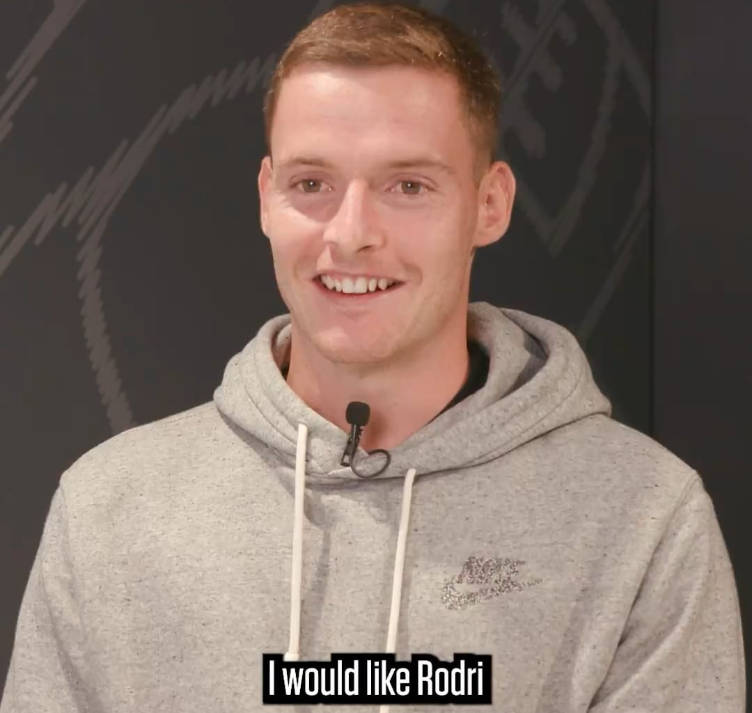 Sergio Gómez picks his favourite to win the Ballon d’Or: Rodrigo 🤩
