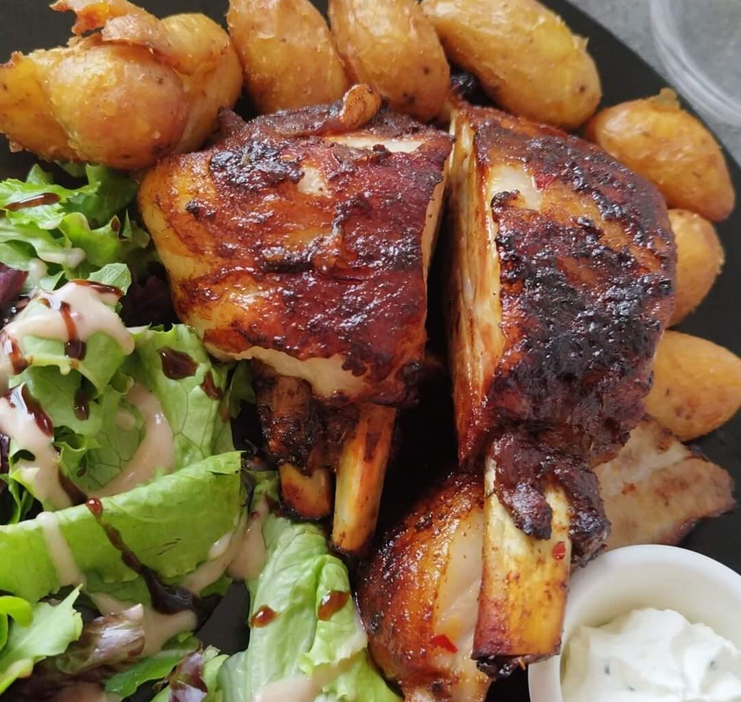 Potatoes, salad, french restaurant