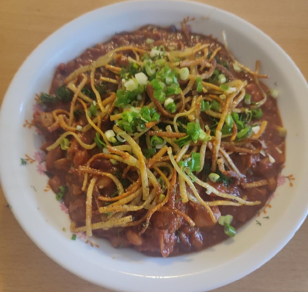 Pork and beans tomato stew w/ sugared & fried noodles