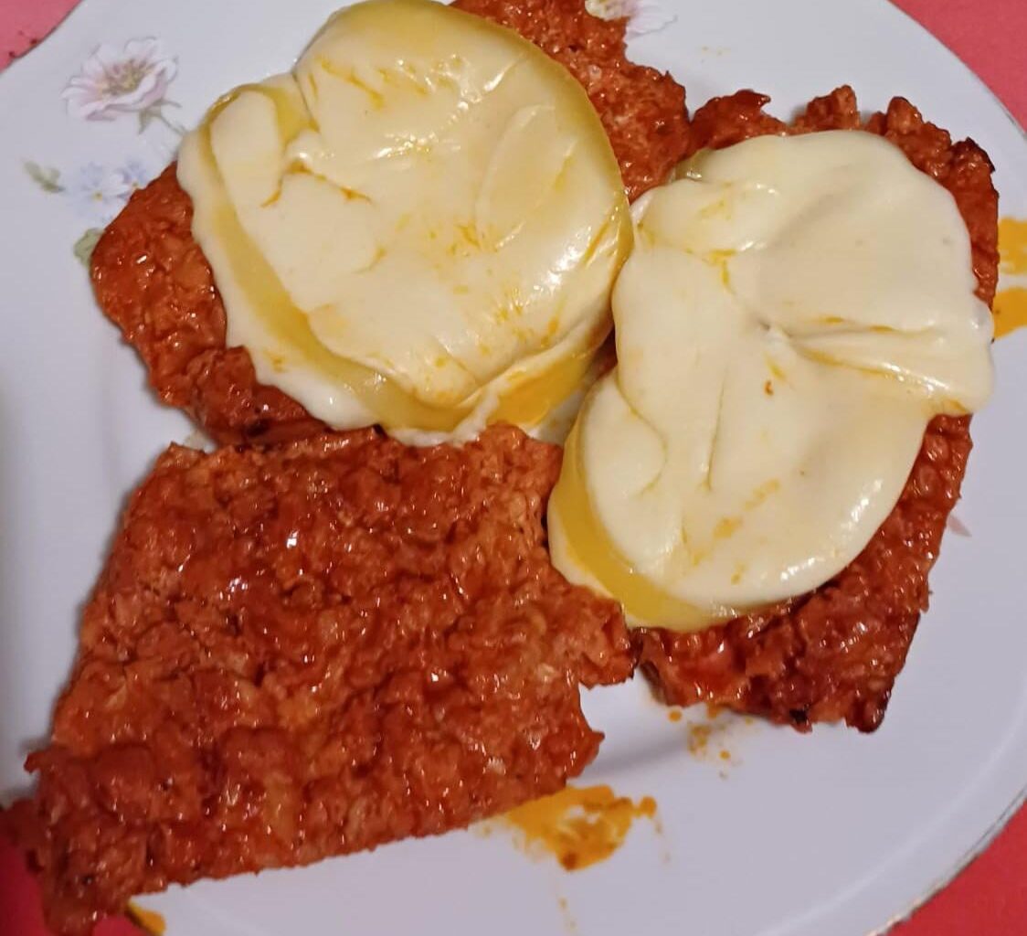 Homemade sausage with mettere caciocavallo cheese