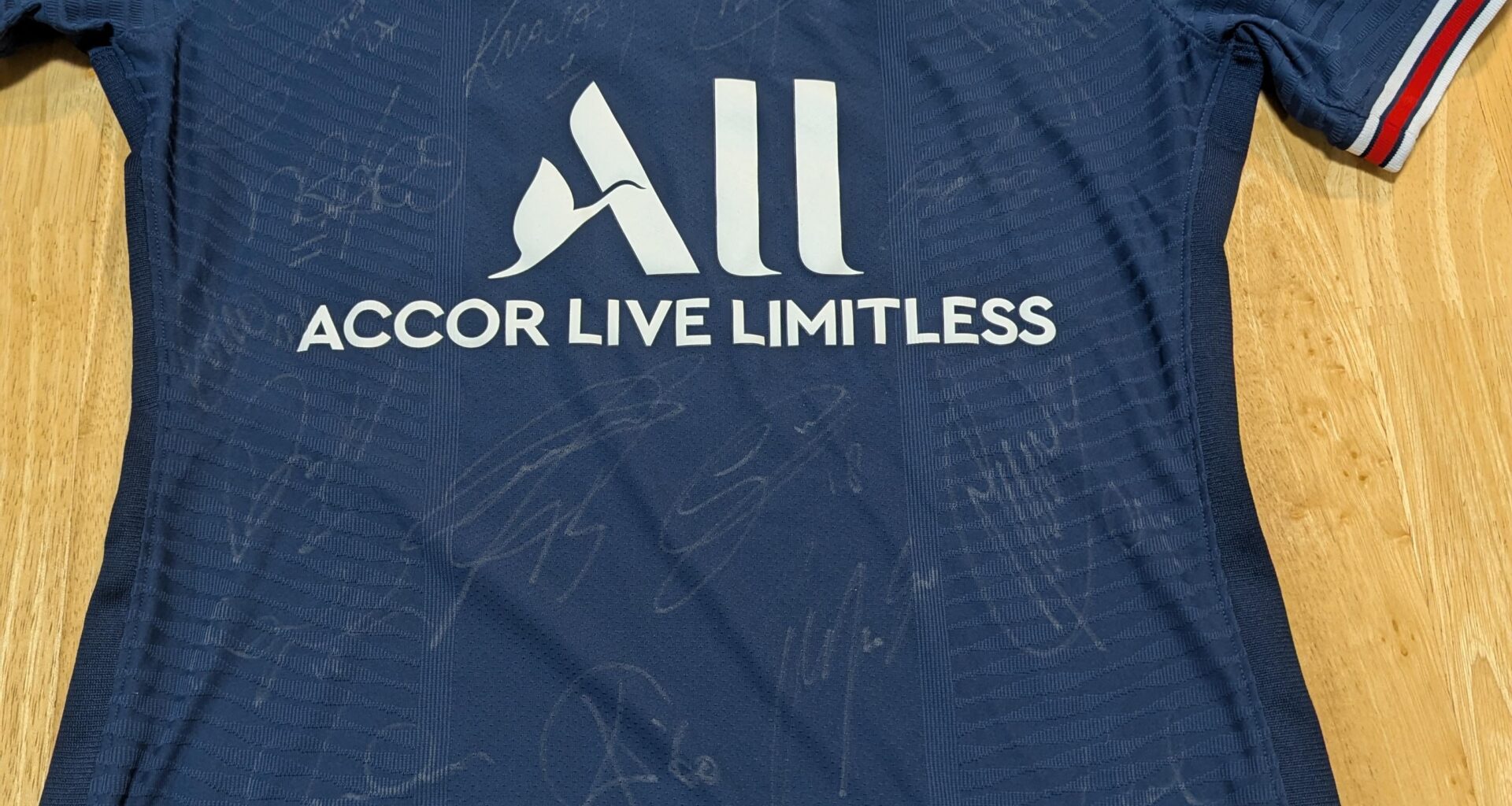 Maillot signé PSG