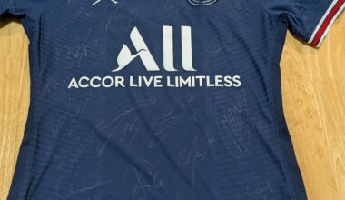 Maillot signé PSG