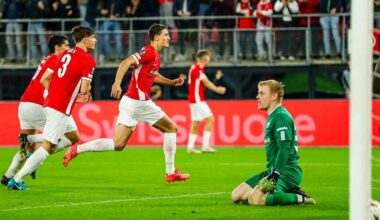 AZ start in Europa met spektakelstuk vol keepersblunders: 3-2