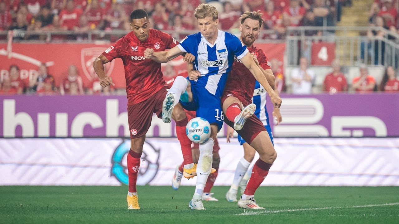 Hertha BSC: Nike-Aus nach 25 Jahren. Nach BILD-Informationen soll „Castore“ die Nase vorn haben, Konkurrenten kassierten eine Absage aus Berlin. Das britische Unternehmen „Castore“ rüstet seit 2022 Meister Leverkusen aus, seit diesem Sommer gehört Kaiserslautern zu den Partnern.