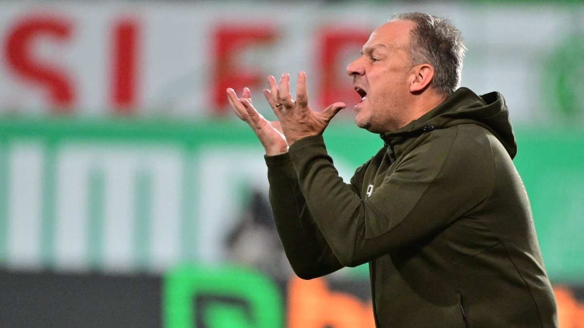 Zorniger Zorniger kritisiert Jöllenbeck: "Du bringst gefälligst deine bestmögliche Leistung"