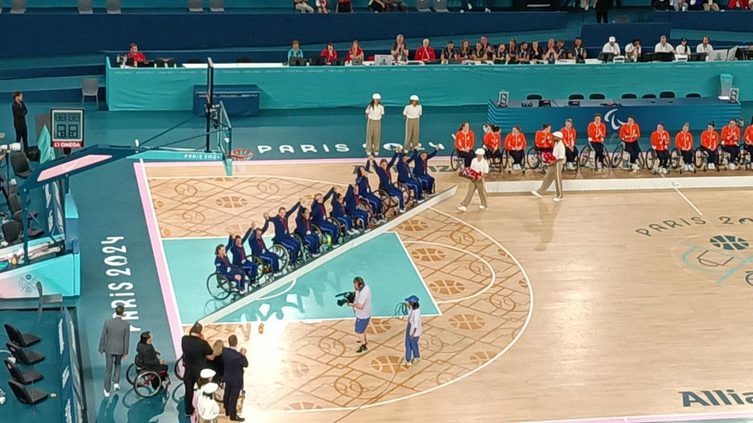 USA receiving their Silver medal "live"