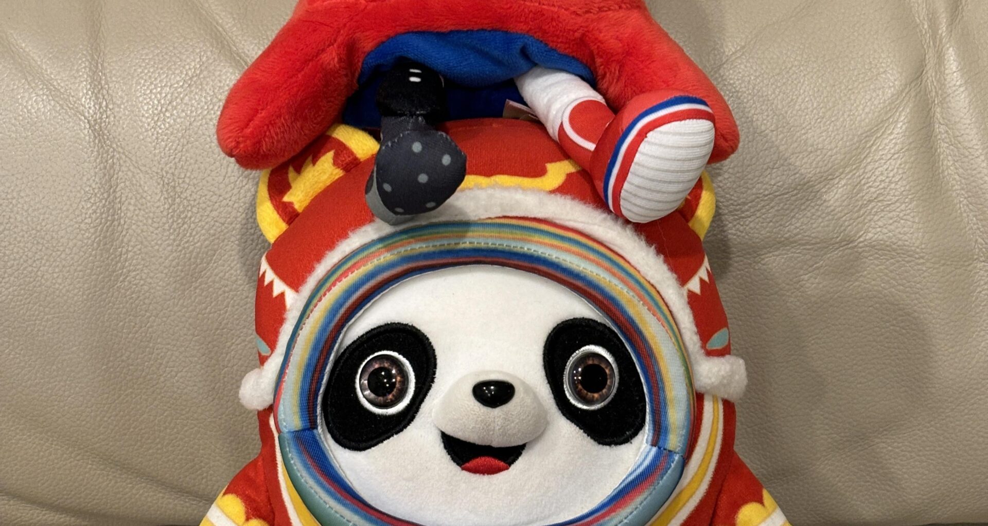 Seems like my two fav mascots get along well