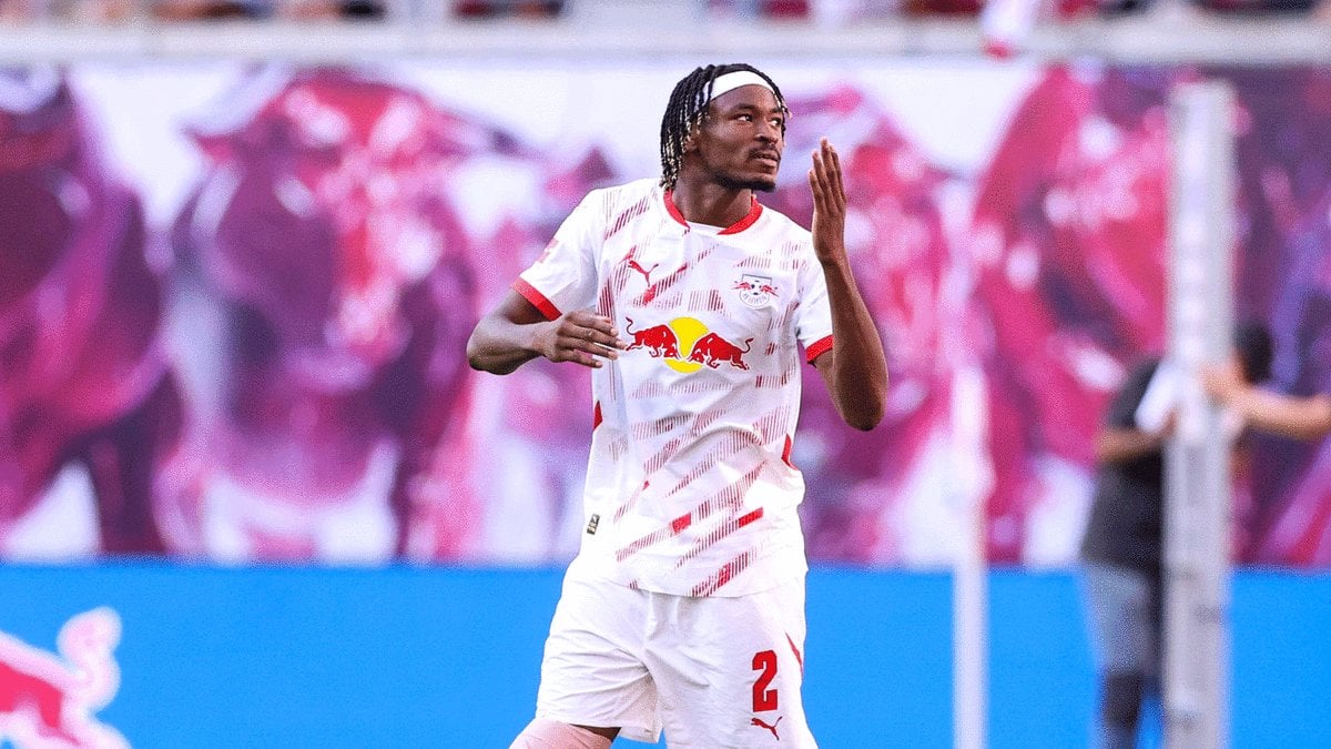 Satter Transfergewinn: RB verkauft Simakan für 45 Mio. € nach Saudi-Arabien