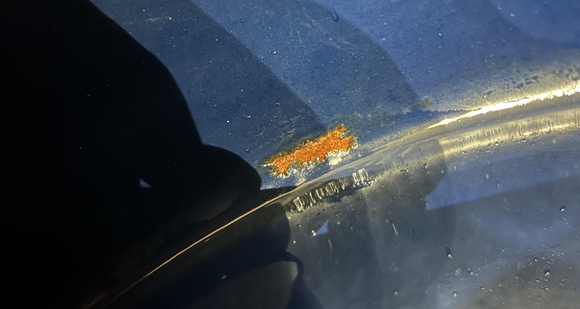 Wie gehe ich mit diesem Rost in Omas Emailletopf um?